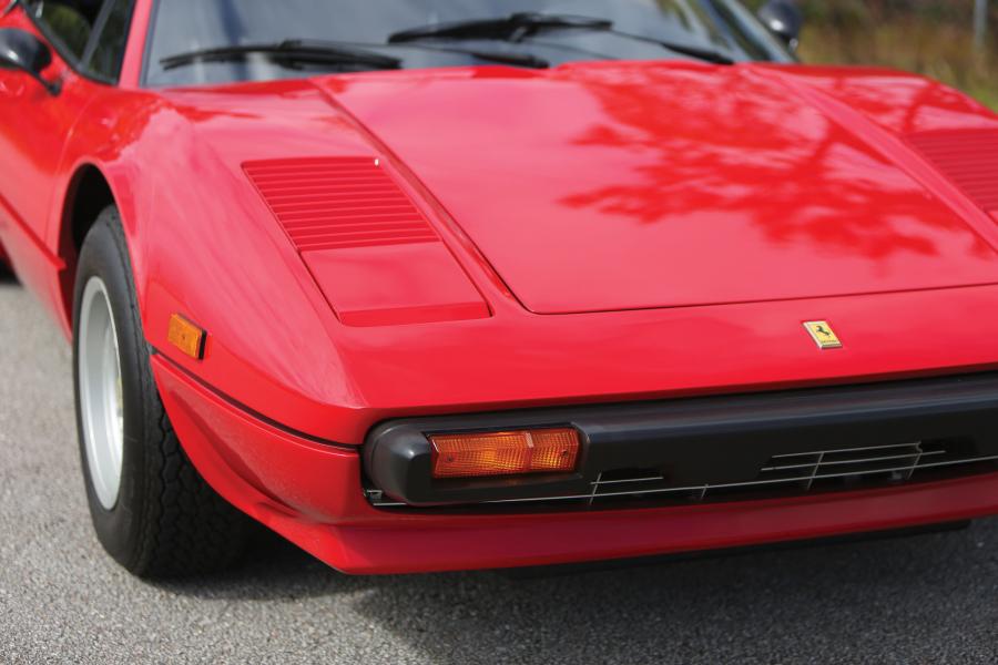 Детали экстерьера Ferrari 308 GTB Acciao 1978 года  (NA) (фото 23 из 34)